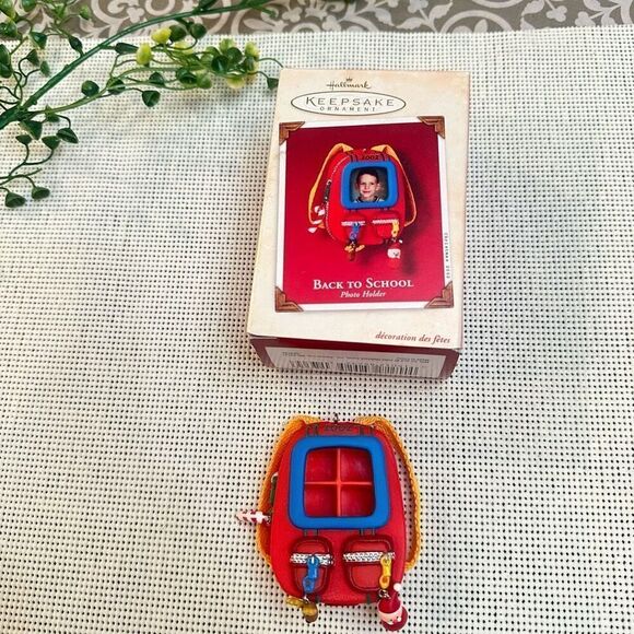 Hallmark Keepsake Ornaments 3 Piece Lot all New Assorted Designs - Picture 4 of 5
